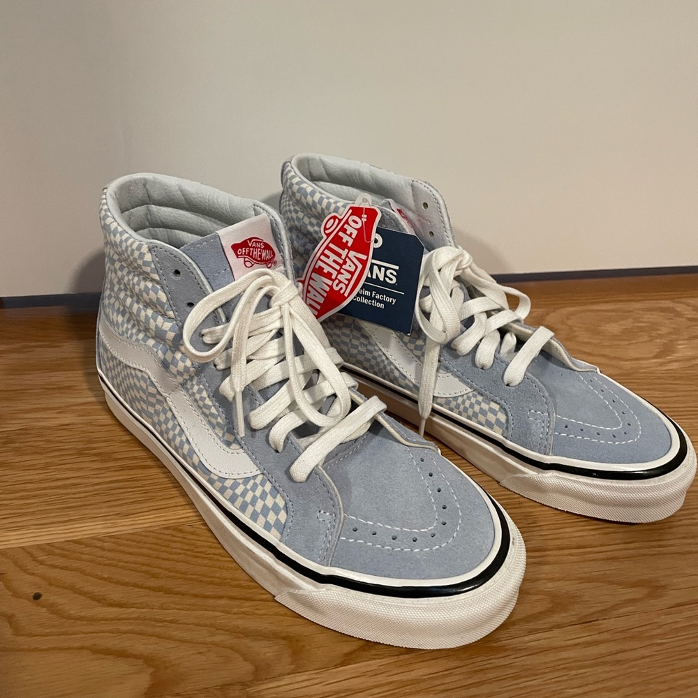 Vans high top sneakers NWT